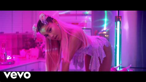 Ariana Grande - 7 rings (Official Video): Clothes, Outfits, Brands ...