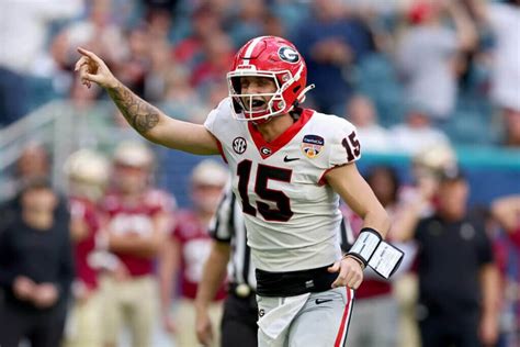 Why did Georgia QB Carson Beck get a Lamborghini? ‘It just puts a smile ...