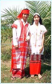 Kayin men wear their headdresses with tassels hanging loose on the right side of the head. They ...