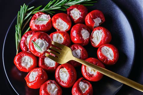 Cherry Bomb Pepper: Sweet, Mild-Heat Hybrid Peppers