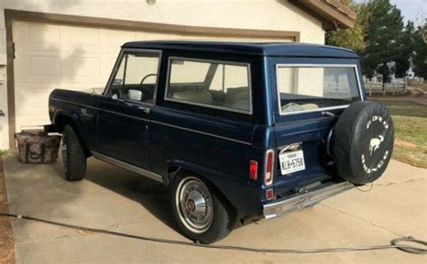 Original Paint: 1977 Ford Bronco | Barn Finds