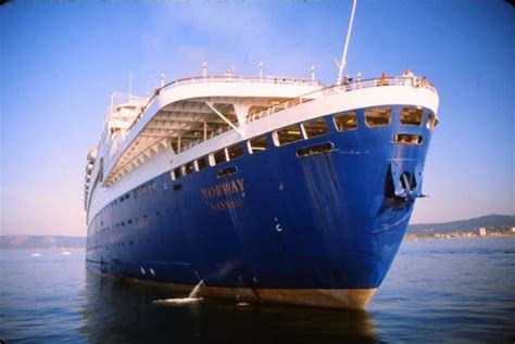 17 Best images about Ocean Liner History on Pinterest | Smoking room, Cabin and Ss normandie