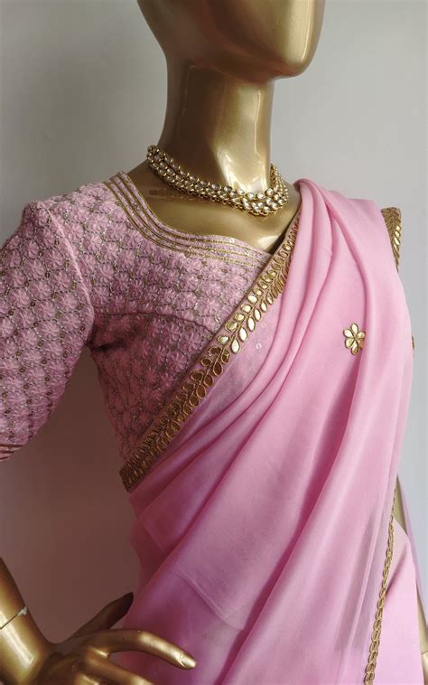 Saree Borders- 5 Art Varieties of Them