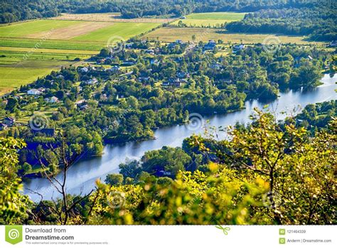 Gatineau park near Ottawa stock image. Image of ottawa - 121464339