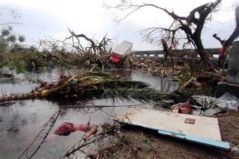 Bagyo Yolanda, Leyte, Tacloban at sa iba pang mga lugar sa Philippines