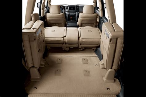 Cars World: Toyota Land Cruiser Interior