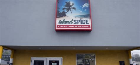 Island Spice Restaurant - Hungryones.com - Food Blog