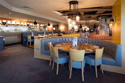 Beefeater London Uxbridge, Uxbridge | Restaurants