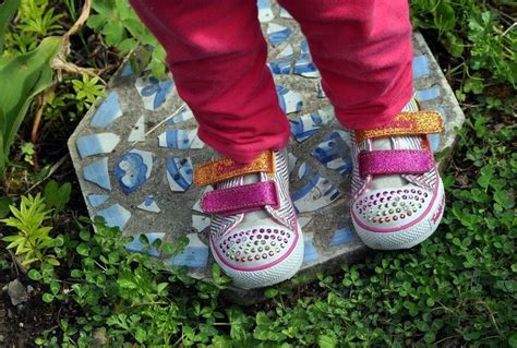 Children's Stepping Stone Projects - Homemade Stepping Stones For Kids ...