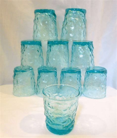 10 Vintage Drinking Glasses Turquoise Aqua by trixzstreasures