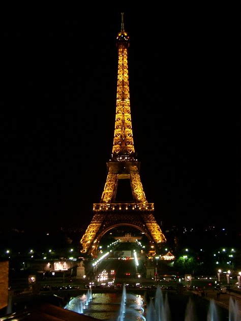 Eiffel Tower At Night Wallpapers - Wallpaper Cave