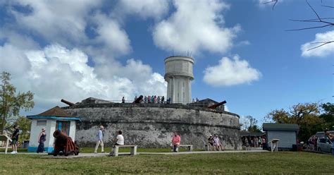 Nassau: Historic and Cultural Highlights Tour with Transfer | GetYourGuide