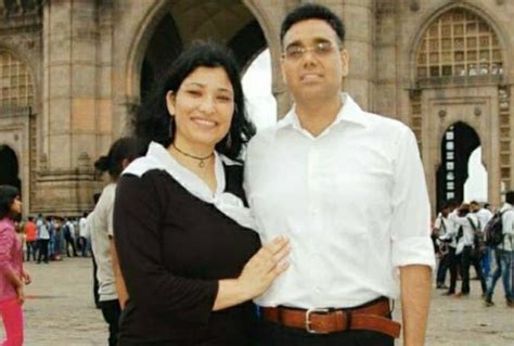 The Bollywood-Esque Tale Of IPS Manoj Sharma Who Cracked UPSC For Love ...