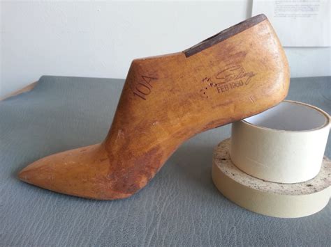 shoe lasts and why they are important | Daphne Board Custom Shoes