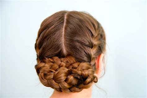 Katniss Reaping Braid | Hunger Games Hairstyles - Cute Girls Hairstyles