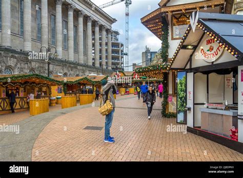 Activity and stalls at Birmingham Christmas Market Stock Photo - Alamy