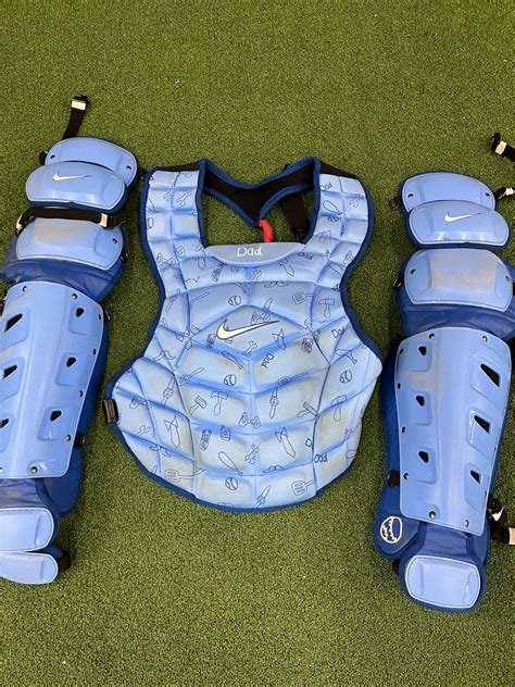 Nike Father’s Day catchers gear 17” used | SidelineSwap