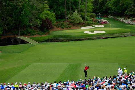 Tiger Woods Photos Photos: The Masters - Final Round | Golf courses, Public golf courses, Best ...