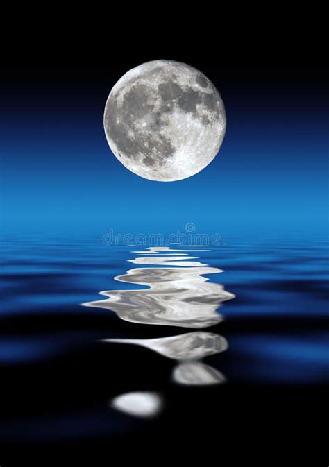 17+ Full moon over water Free Stock Photos - StockFreeImages