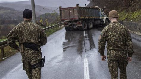 Serbian leader holds security talks over Kosovo unrest - BBC News