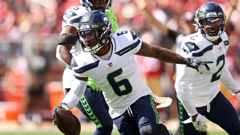 Report: Seahawks re-sign Pro Bowl FS Quandre Diggs to 3-year deal ...