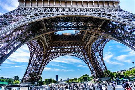 Eiffel Tower, Paris | Gábor Wiandt | Flickr