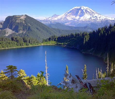 Life is a mountain.: Summit Lake - Mt. Rainier, WA