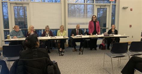 Forum features school board candidates | Fairfax County | fairfaxtimes.com