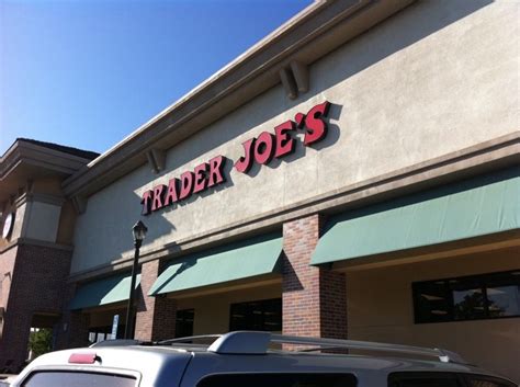 Trader Joe's, Store