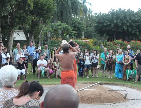 Smith Family Garden Luau, Kauai