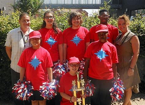 East Manchester students win national cheerleading award - Bright Futures