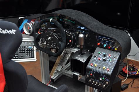 Click this image to show the full-size version. | Cockpit, Racing simulator, Game room design