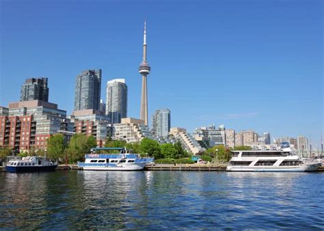 7 Best Boat Tours in Toronto for A Unique View of the City 2024