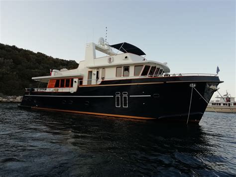 2011 Custom LUXURY TRAWLER YACHT A motor Barco en venta - www.yachtworld.es