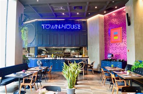 TOWNHOUSE BANGKOK - Downtown Bangkok - Restaurant Reviews, Photos & Phone Number - Tripadvisor