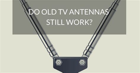 Old Tv With Antenna