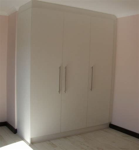 Affordable Flat Pack Fitted Bedroom Cupboards Suppliers & Installers ...