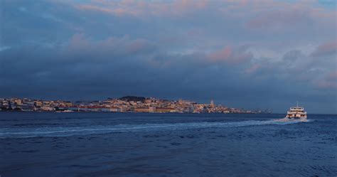 Sailing The Tagus River in Portugal 20714219 Stock Video at Vecteezy