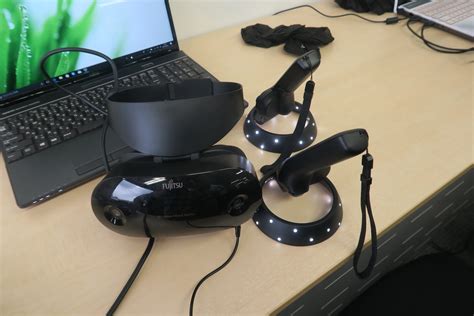 Fujitsu is Making a Windows VR Headset Too, Arrival in Japan Expected Late November