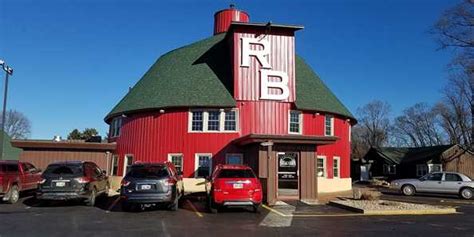 Round Barn Lodge outbreak: two guests sickened