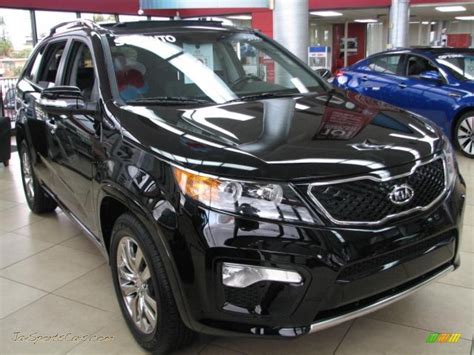 Black Kia Sorento Sx