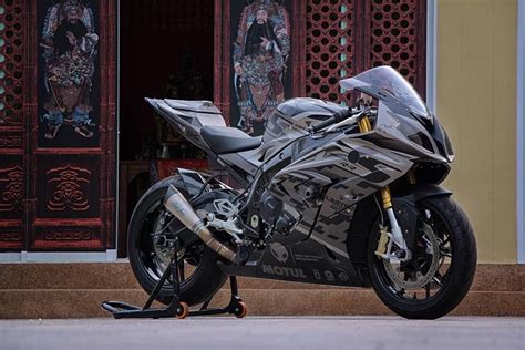 BMW S1000RR 2017 custom - Bigbike Design By Hugsticker Customs | Moto ...