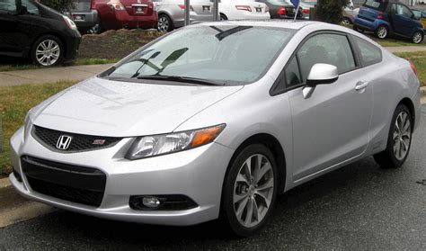 2013 Honda Civic Coupe 2-Door Manual Si w/Summer Tires & Navi