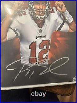 Tom Brady Autographed 8×10 Photo with COA hologram | Tom Brady Autographed