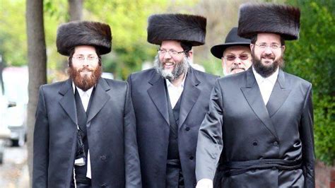 Why Do Orthodox Jewish Men Wear Big Fur Hats? - Jew in the City