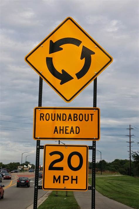 Michigan Exposures: Demystifying The Roundabout