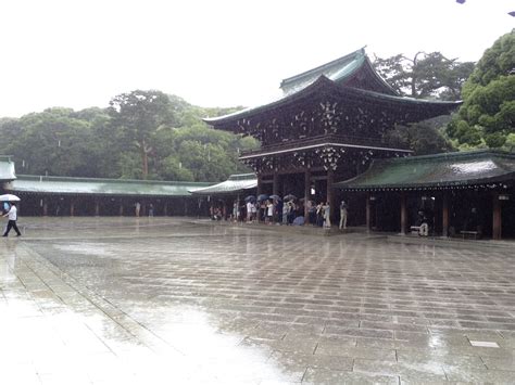 Murder is Everywhere: Emperor Meiji, Meiji Shrine, and the Modernization of Japan