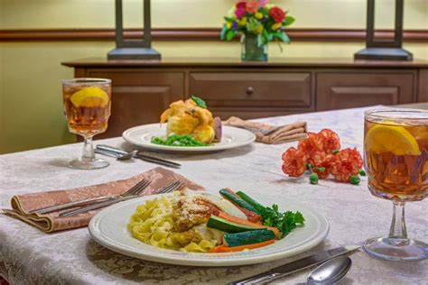 Dining | Sun City West Assisted Living & Memory Care | Sun City West, AZ