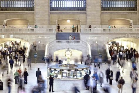 Bits Pics: Inside Apple's New Grand Central Store - The New York Times