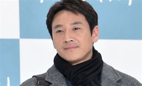 Lee Sun-Kyun; Wife, Parasite, Instagram, Family, Movies, Age, Net Worth